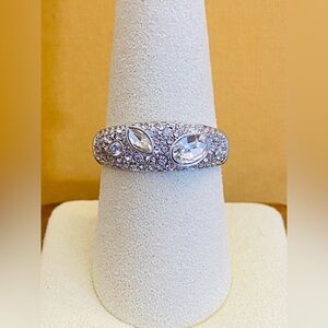 GORJANA Ring Kingston Cocktail Ring Silver Crystals Bling Vintage Inspired